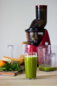 recette de jus vert automnal à l'extracteur