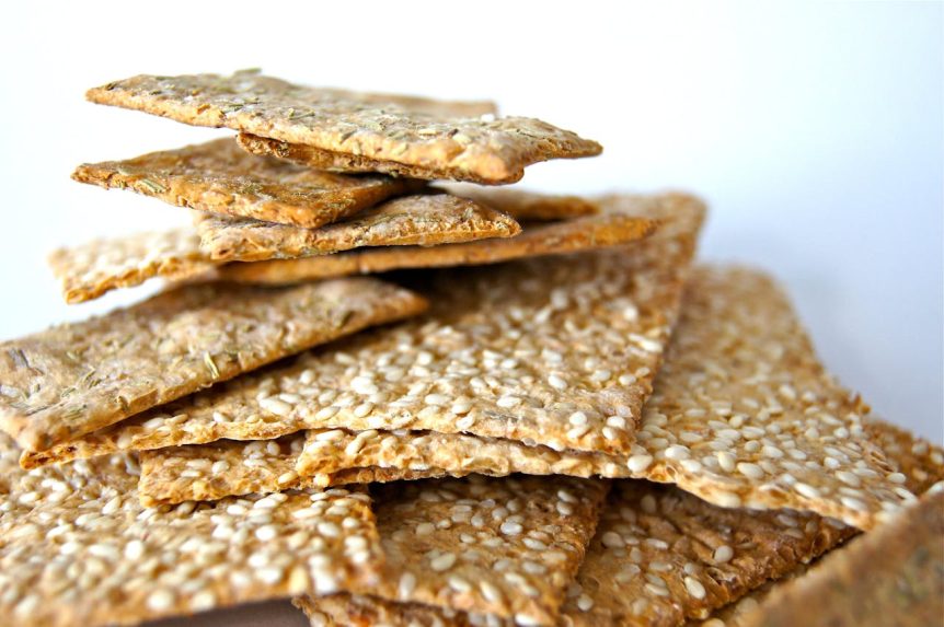 Crackers avec pulpe de jus au déshydrateur | Nature Vitalité